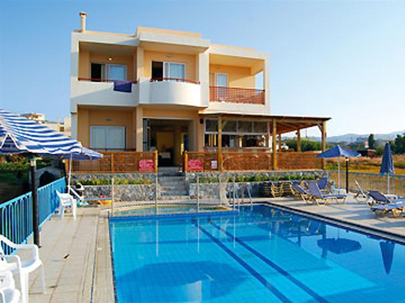 Danaos Beach Apartments Sfáka Esterno foto